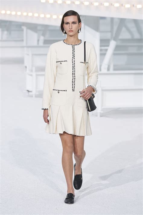 chanel frühjahr sommer 2021|Chanel fashion show 2021.